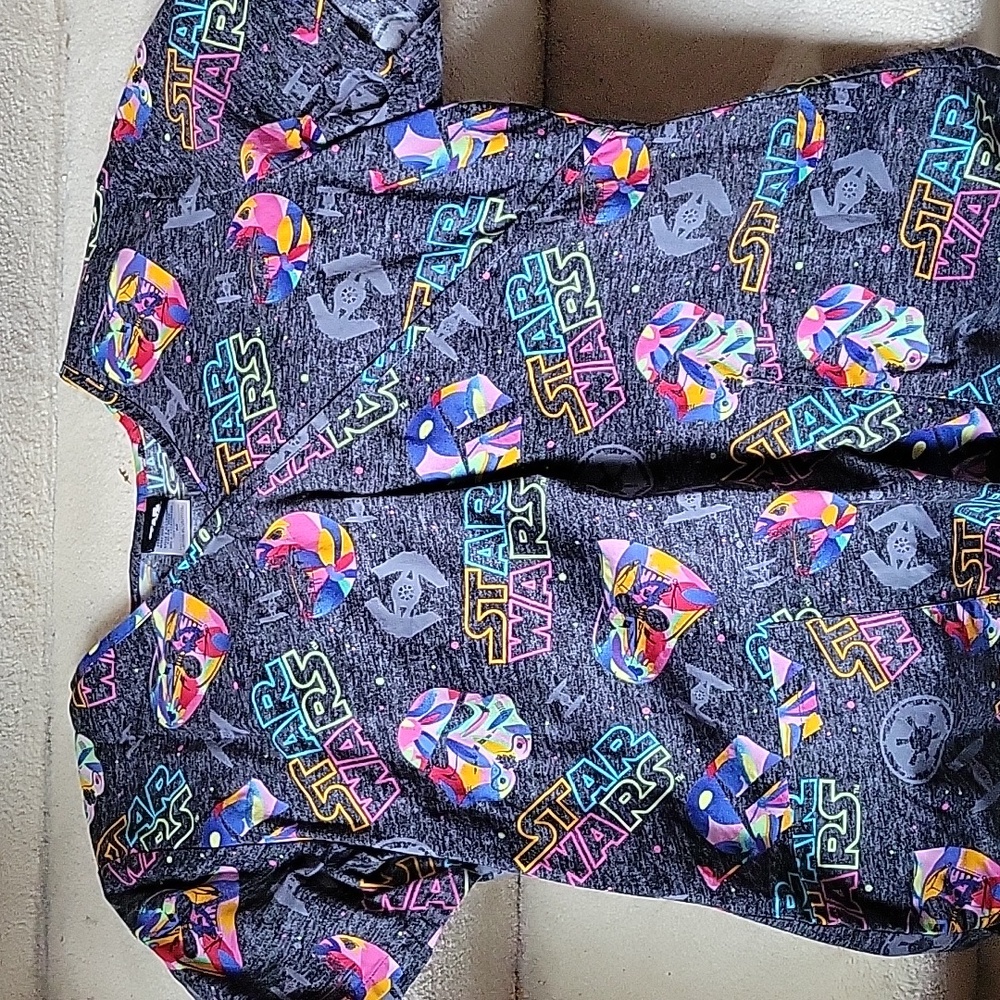 Star Ward Medium Scrub top